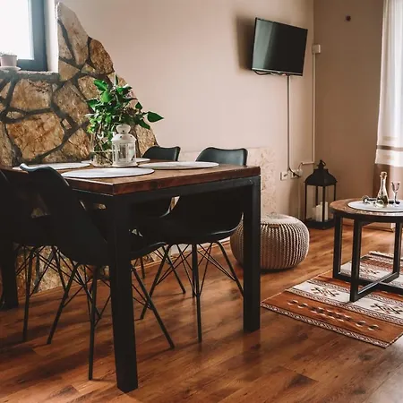 Apartment Tarski Konaci Mitrovac Exterior photo